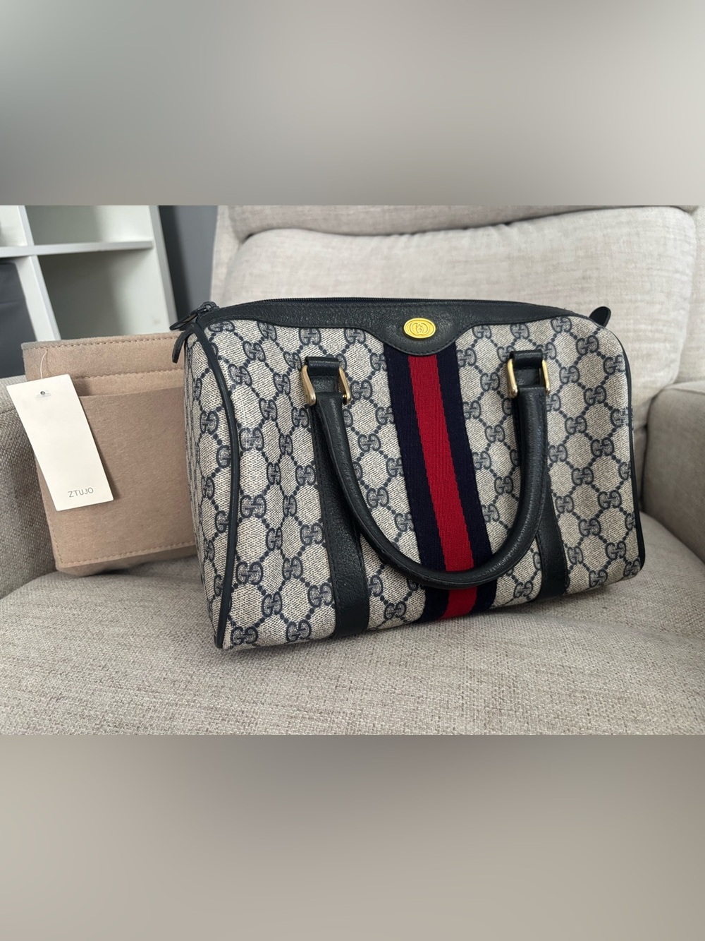 Gucci Beige GG Canvas Boston Bag with Sherry Line Navy - Picture 11 of 16